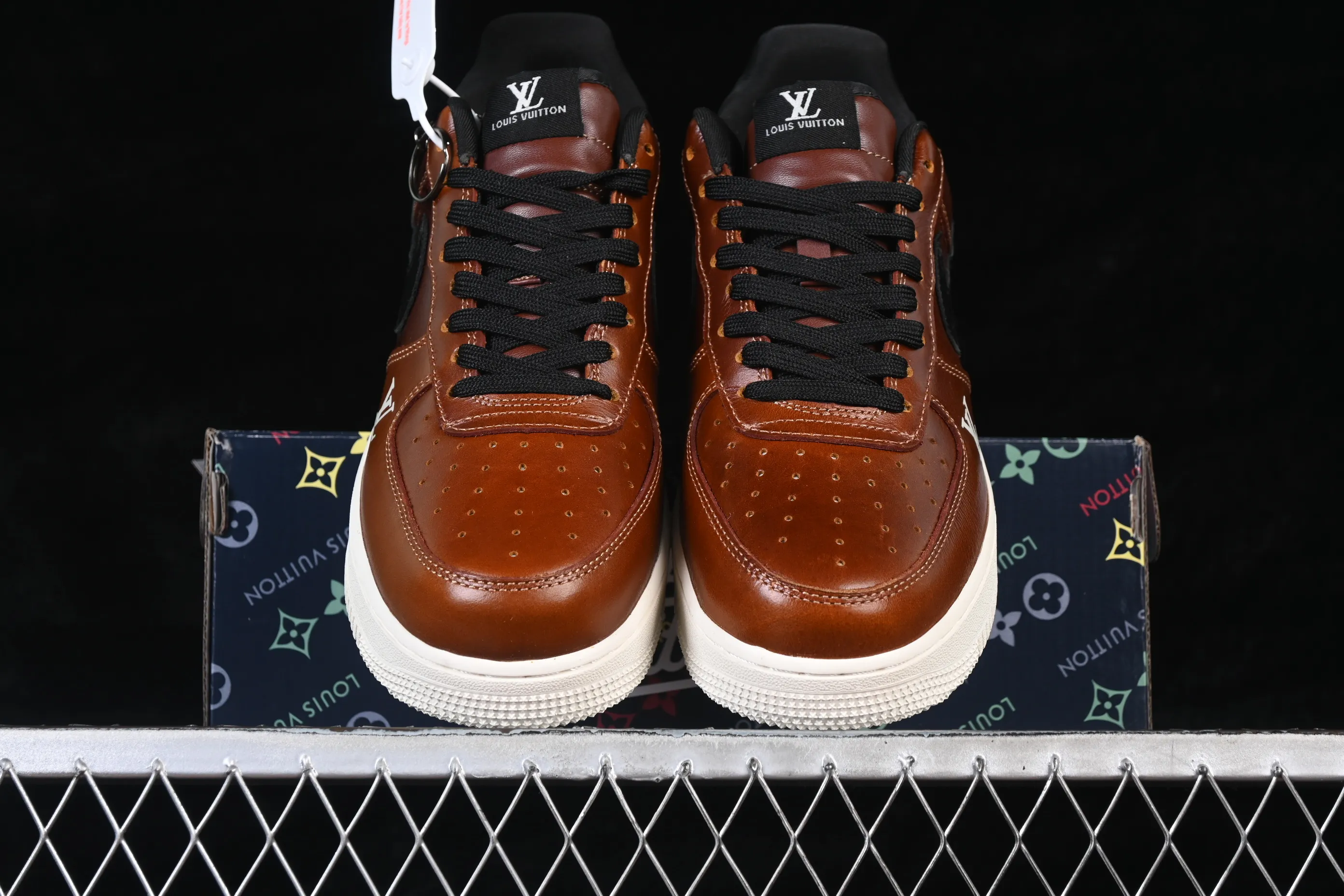 All categories Nk Air Force 1 Air Force series Nk Air Force 1 Low Air Force low-top Nike Air Force 1'07 Low LV joint brown and black bottom Air Force 1 low-top casual sneakers DF0188-120